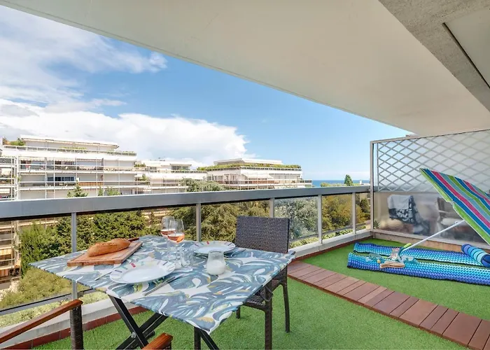 Coup De Coeur! Vue Mer! Terrasse Dangle! شقة أنتيب